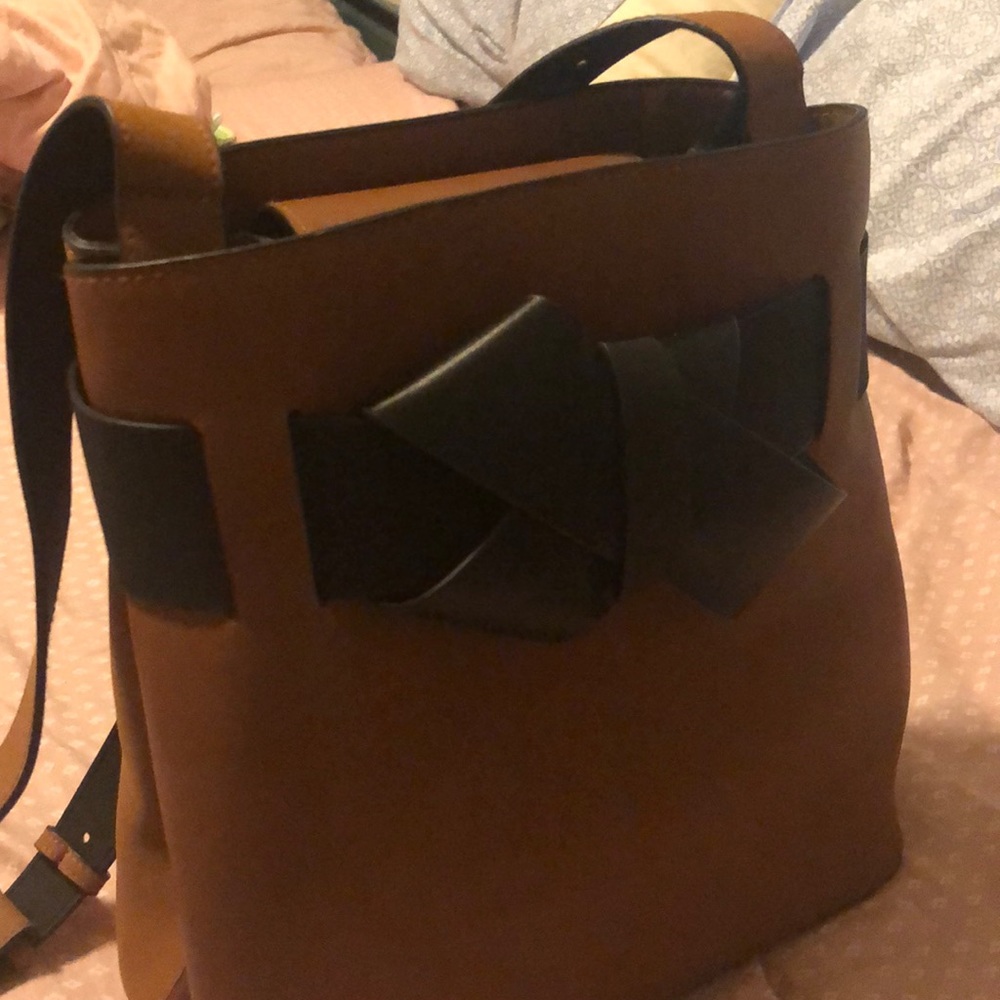 Purses - Picture 6 of 6